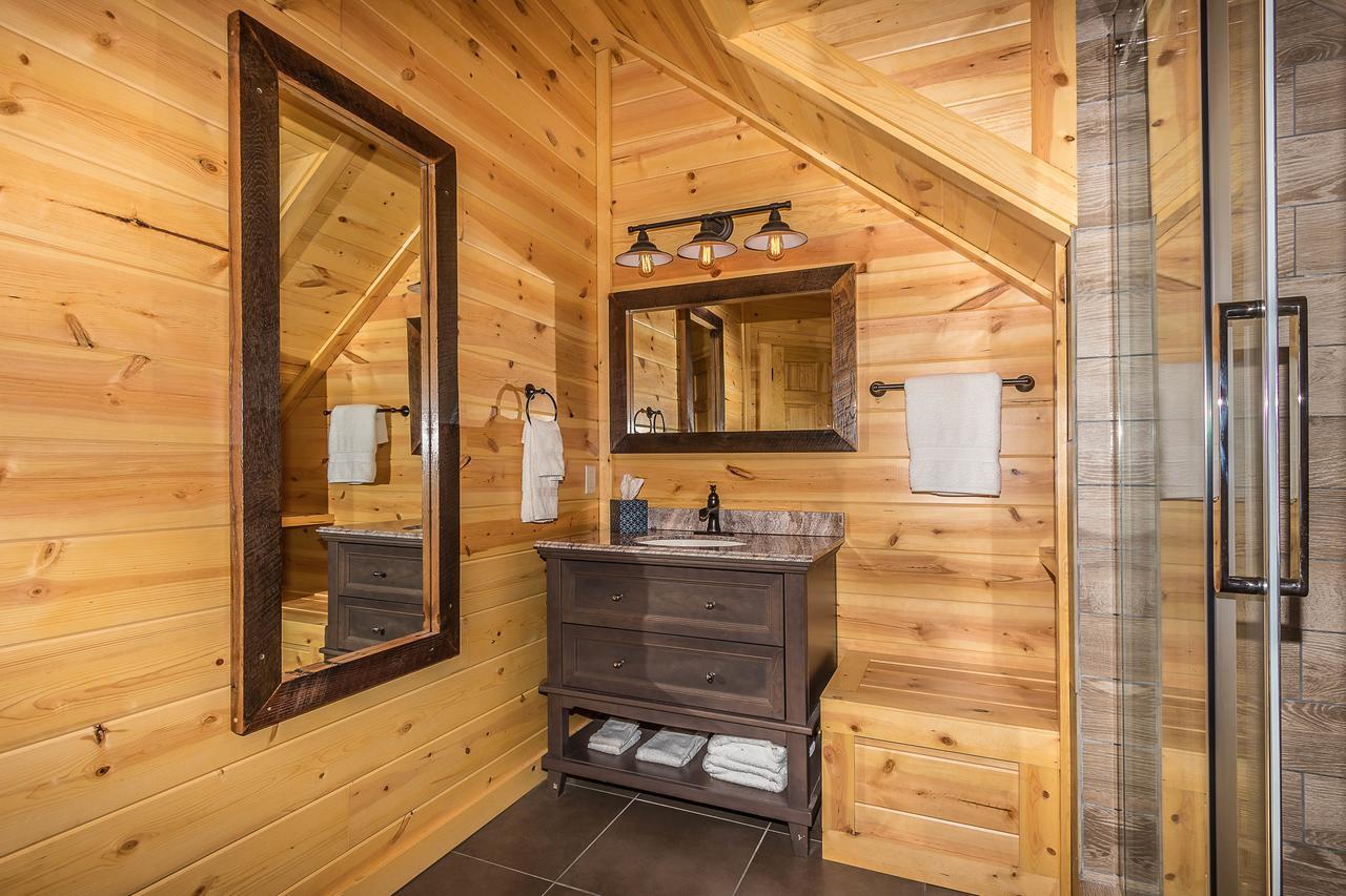 Hocking Hills Cabins & Resort Foxfire Logan Exterior foto